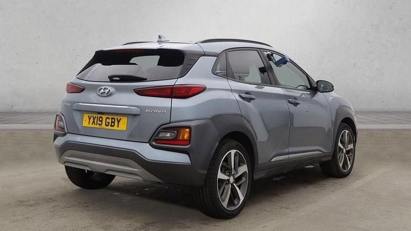 Used Hyundai Kona Premium 120 HP (88 kW) 2019 Silver SUV