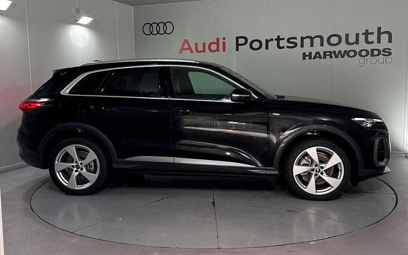 Used Audi Q5 S-Line 204 HP (150 kW) 2025 Black SUV