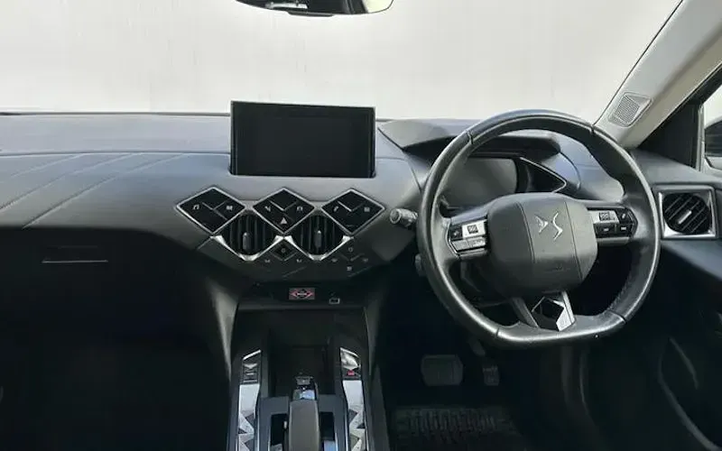 Used DS Automobiles DS3 Crossback Bastille 136 HP (100 kW) 2023 SUV