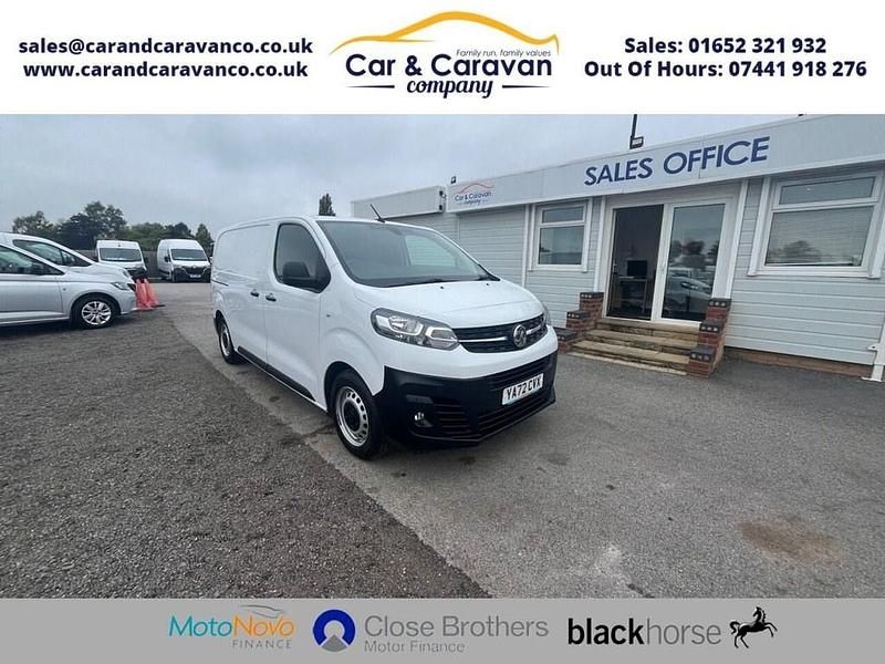 White Used 2022 Vauxhall Vivaro S Van | £10,480 (Good price) - Image 1/4
