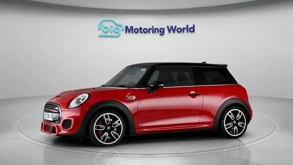Used Mini John Cooper Works Hatch 231 HP (169 kW) 2017 Red Hatchback