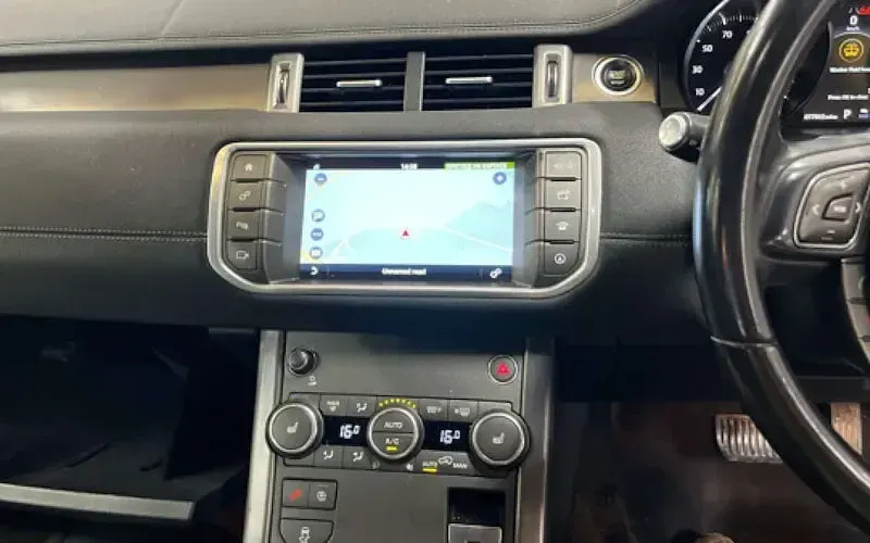Used Land Rover Range Rover evoque Landmark 179 HP (131 kW) 2018 Grey SUV