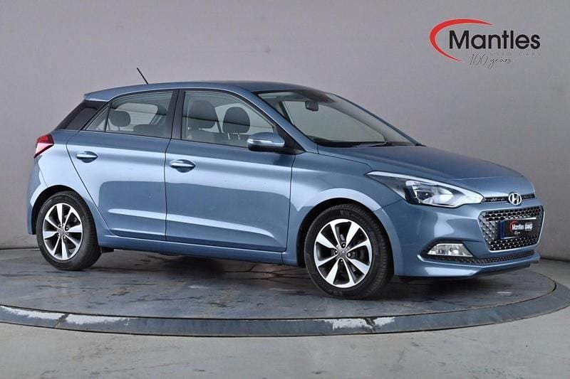 Used Hyundai i20 SE 84 HP (61 kW) 2016 Blue Hatchback