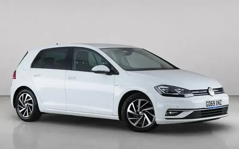 Used VW Golf VIII Edition 131 HP (96 kW) 2020 Hatchback