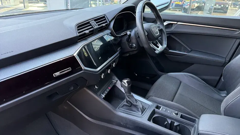 Used Audi Q3 Black Edition 150 HP (110 kW) 2022 Grey SUV