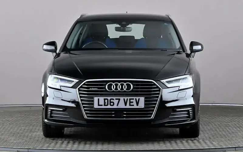 Used Audi A3 e-tron Performance 150 HP (110 kW) 2017 Black Hatchback