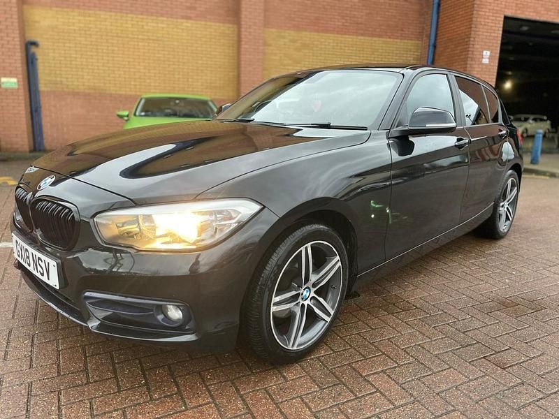 Used BMW 118 Sport Line 136 HP (100 kW) 2018 Black Hatchback