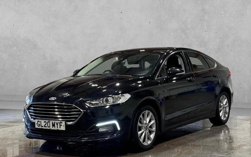 Usado Ford Mondeo Zetec 150 HP (110 kW) 2021 Citadino