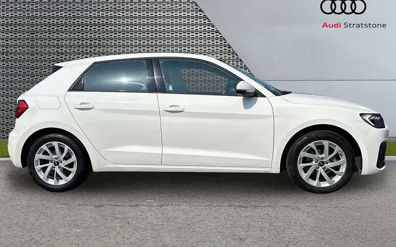 Used Audi A1 Sportback Sport 95 HP (69 kW) 2026 Hatchback