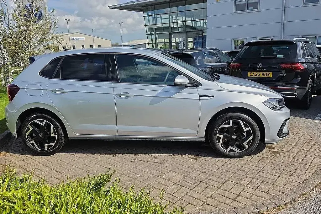 New VW Polo R-line 115 HP (84 kW) 2026 Silver Hatchback