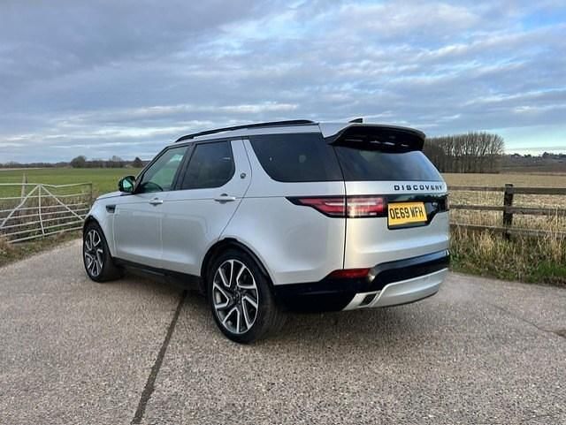 Used Land Rover Discovery 5 HSE Luxury 2019 Silver SUV