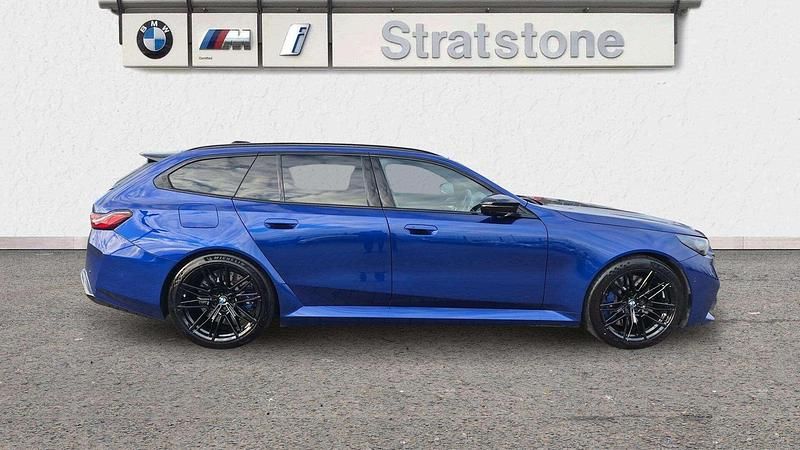 Used BMW M5 Comfort Edition 717 HP (527 kW) 2025 Blue Estate