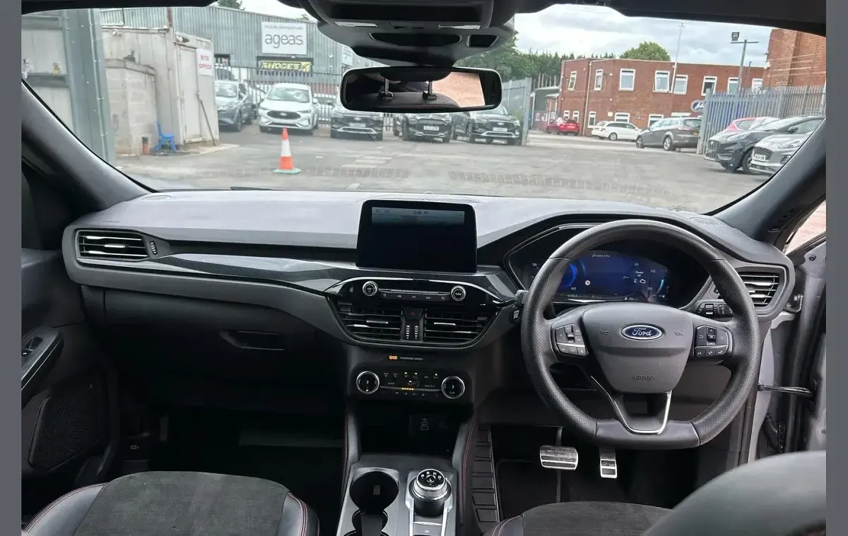 Used Ford Kuga ST-Line 187 HP (137 kW) 2024 Silver SUV