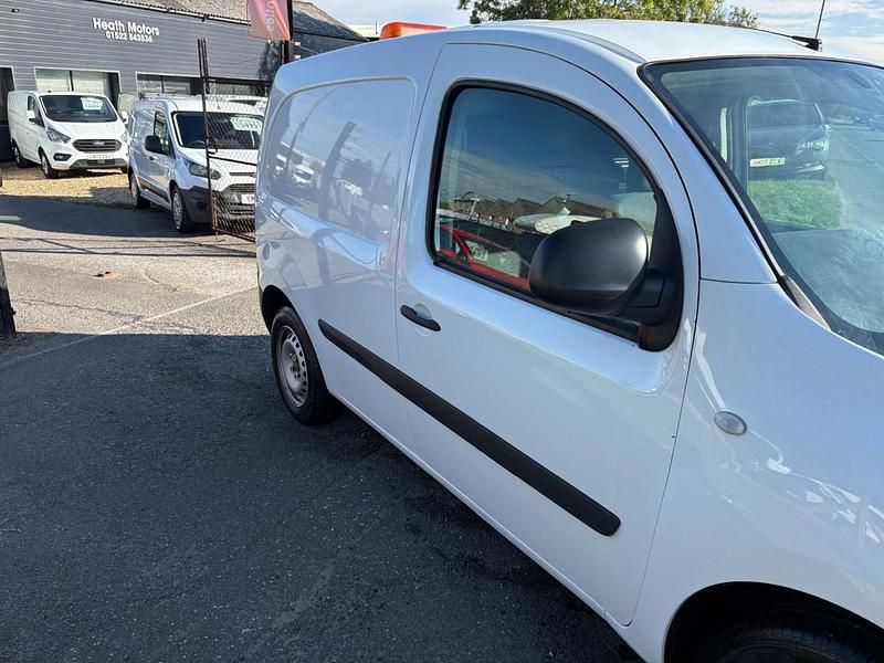 Used Mercedes Citan 109 90 HP (66 kW) 2018 White Van