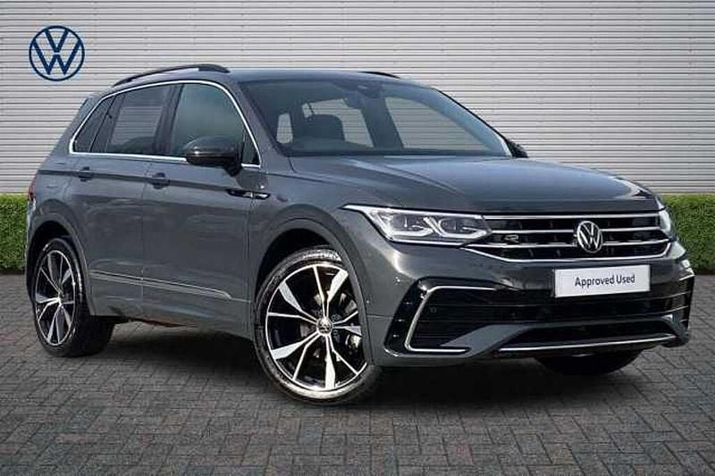Used VW Tiguan R-line 150 HP (110 kW) 2023 Dolphin grey SUV