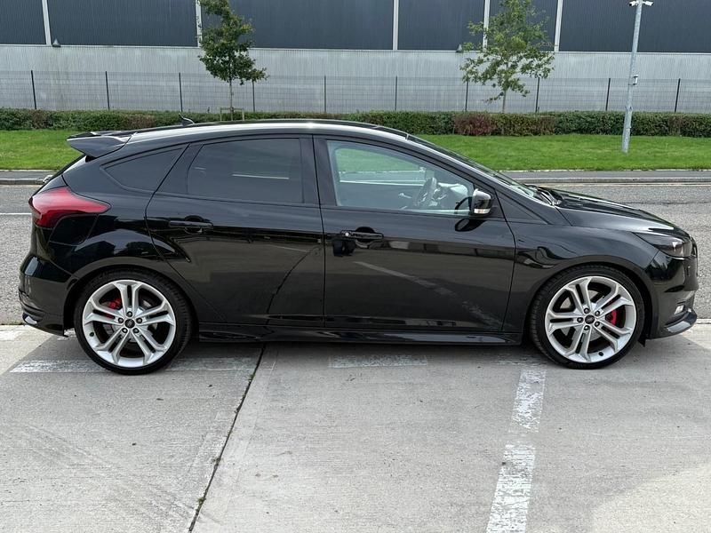 Used Ford Focus ST 2016 Black Hatchback