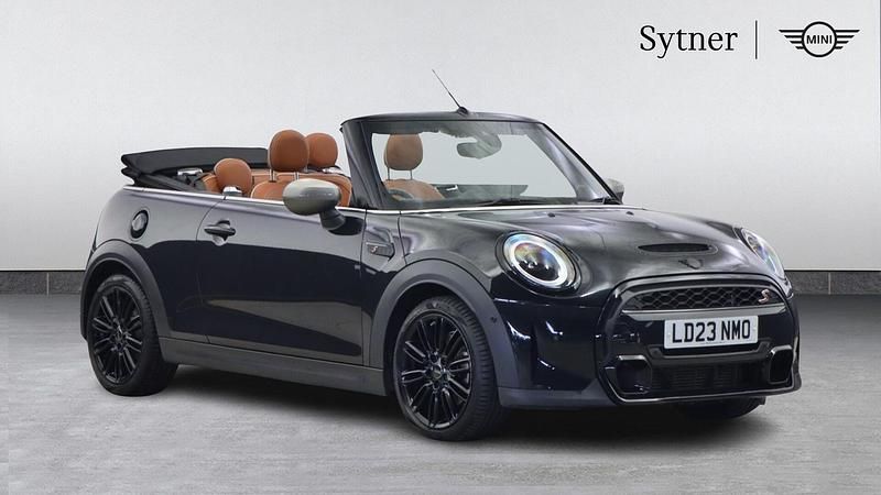 Black Used 2023 Mini Cooper S Exclusive Hatchback | £25,000 (Fair price) - Image 1/4