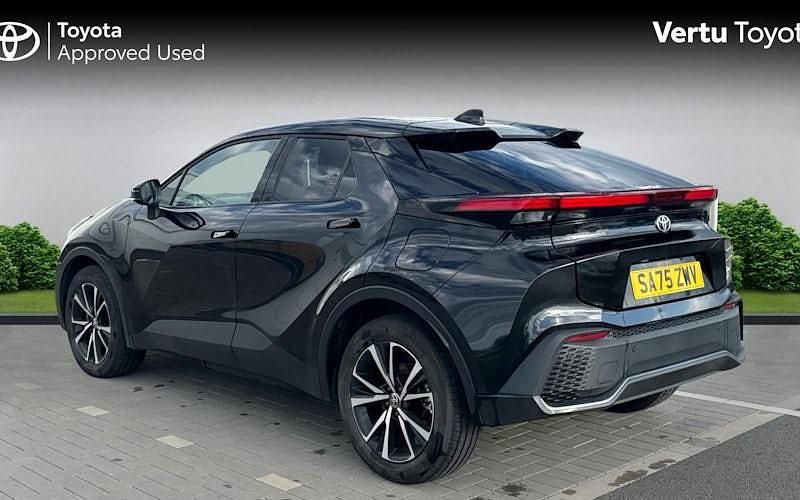Second-hand Toyota C-HR Design 223 CP (164 kW) 2025 Other SUV