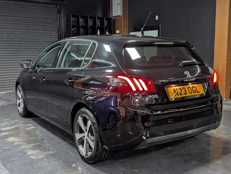 Used Peugeot 308 Allure 130 HP (95 kW) 2017 Black Hatchback