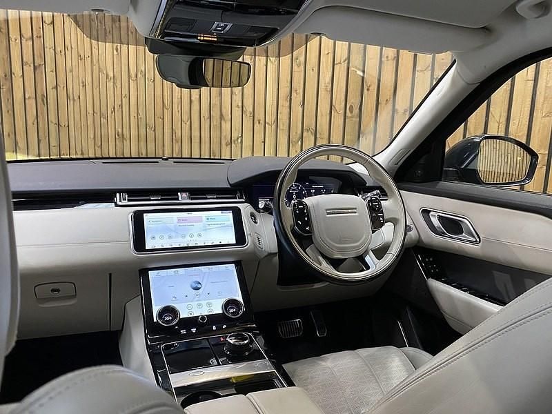 Used Land Rover Range Rover Velar HSE Dynamic 300 HP (220 kW) 2019 Black SUV