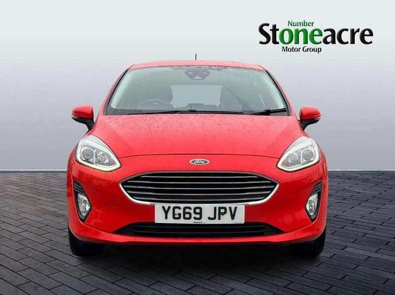 Used Ford Fiesta Zetec 99 HP (72 kW) 2019 Red Hatchback