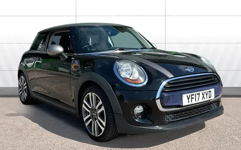 Used Mini Cooper Hatch 136 HP (100 kW) 2017 Hatchback