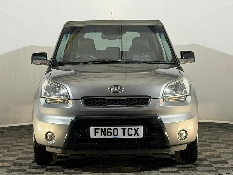 Used Kia Soul 126 HP (92 kW) 2010 Silver SUV