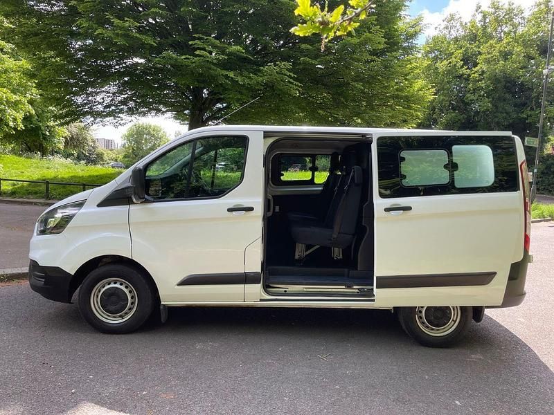 Usado Ford Transit Custom 105 HP (77 kW) 2022 Branco Carrinha