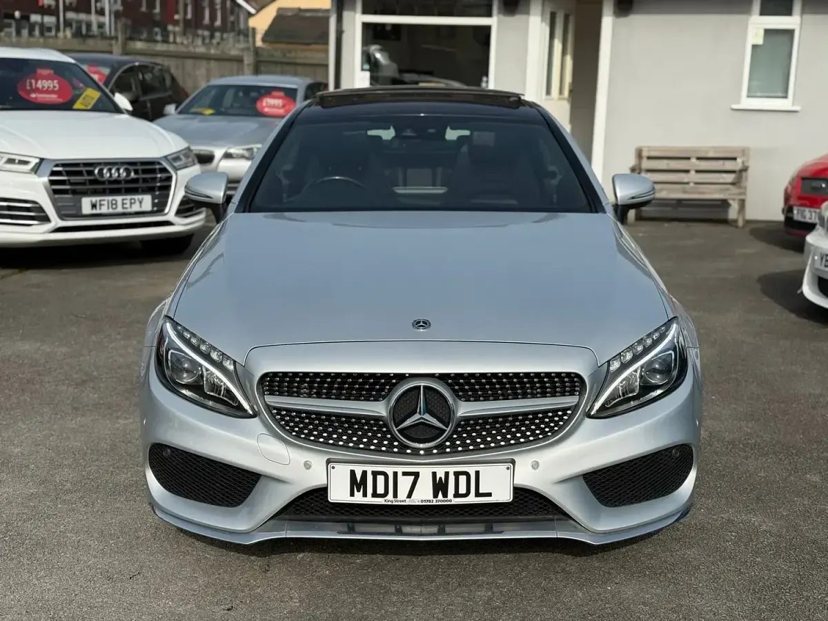 Used Mercedes C250 AMG Line Premium Plus 204 HP (150 kW) 2017 Silver Coupe