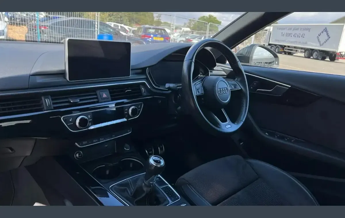 Used Audi A4 Black Edition 190 HP (139 kW) 2018 Grey Sedan
