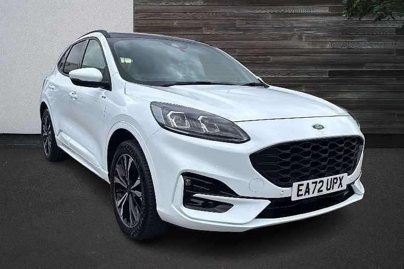 White Used 2023 Ford Kuga ST-Line SUV | £21,490 (Good price) - Image 1/4