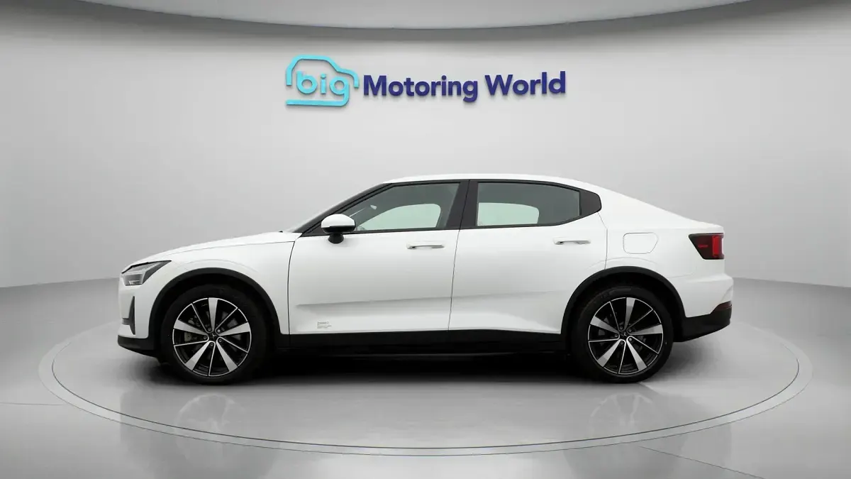 Used Polestar 2 300 kW (408 HP) 2022 Hatchback