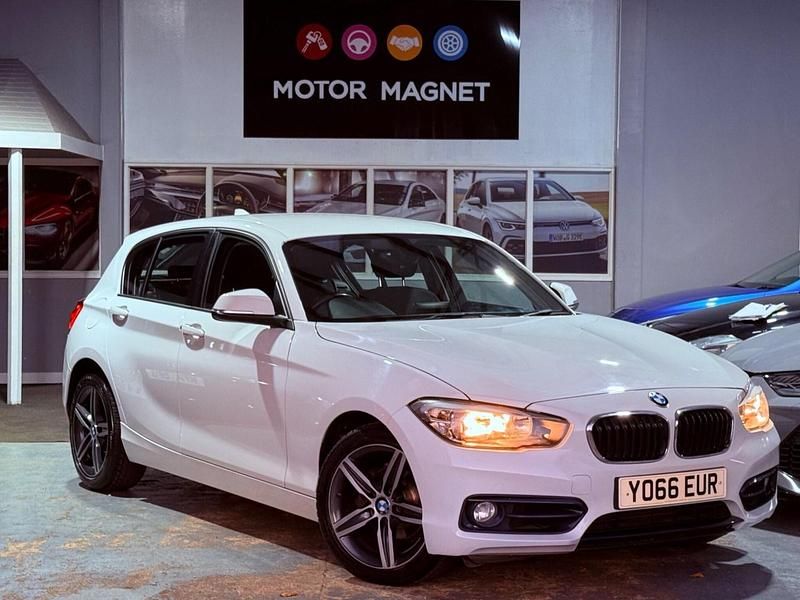 White Used 2017 BMW 118 Sport Line Hatchback | £6,370 (Good price) - Image 1/4