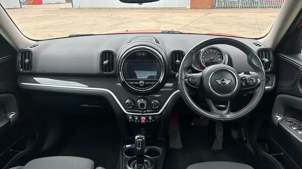 Used Mini Cooper S Countryman 192 HP (141 kW) 2018 Chili red SUV