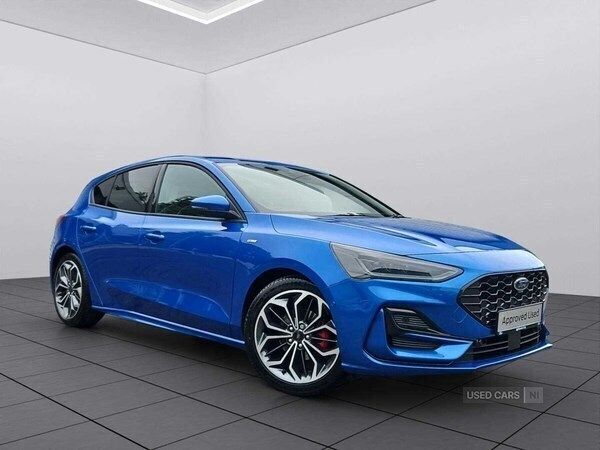 Blue Used 2025 Ford Focus ST-Line X Hatchback | £24,495 (Expensive) - Image 1/4