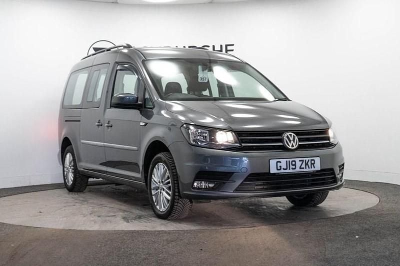 Used 2019 VW Caddy Maxi Life Life MPV | £13,750 (Good price) - Image 1/1