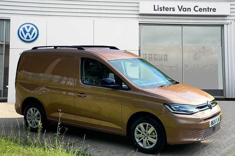 Used VW Caddy Pro 102 HP (75 kW) 2024 Gold MPV