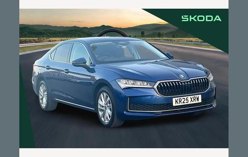 Used Skoda Superb SE Technology 150 HP (110 kW) 2025 Blue Hatchback