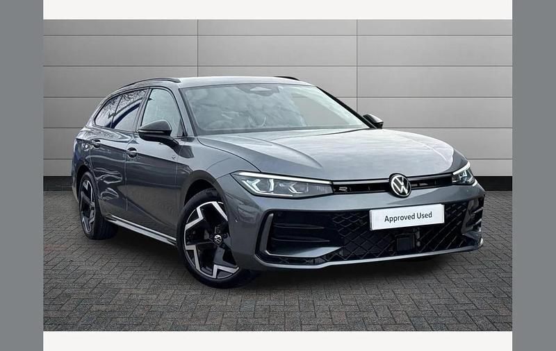 Used VW Passat R-line 150 HP (110 kW) 2026 Grey Estate