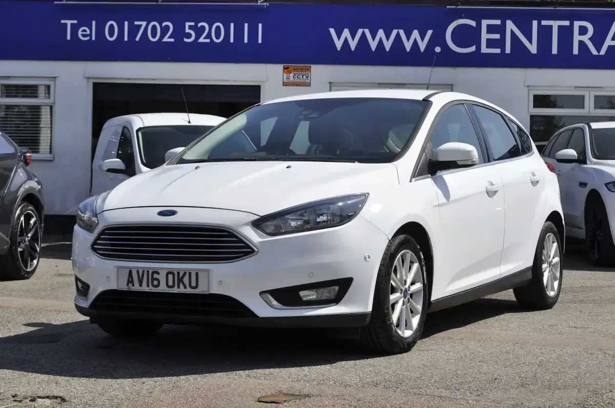 Used Ford Focus Titanium 2016 White Hatchback