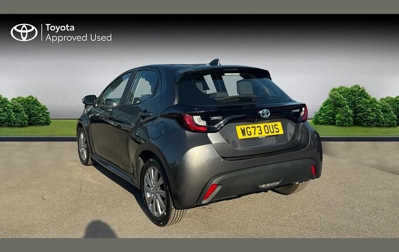 Used Toyota Yaris Hybrid 116 HP (85 kW) 2023 Grey Hatchback