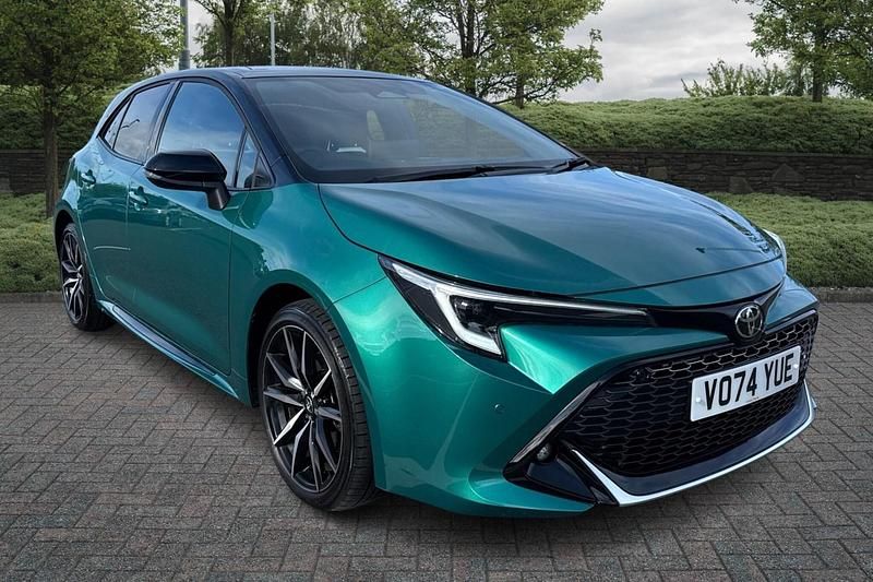 Used Toyota Corolla Sport 196 HP (144 kW) 2024 Green Hatchback
