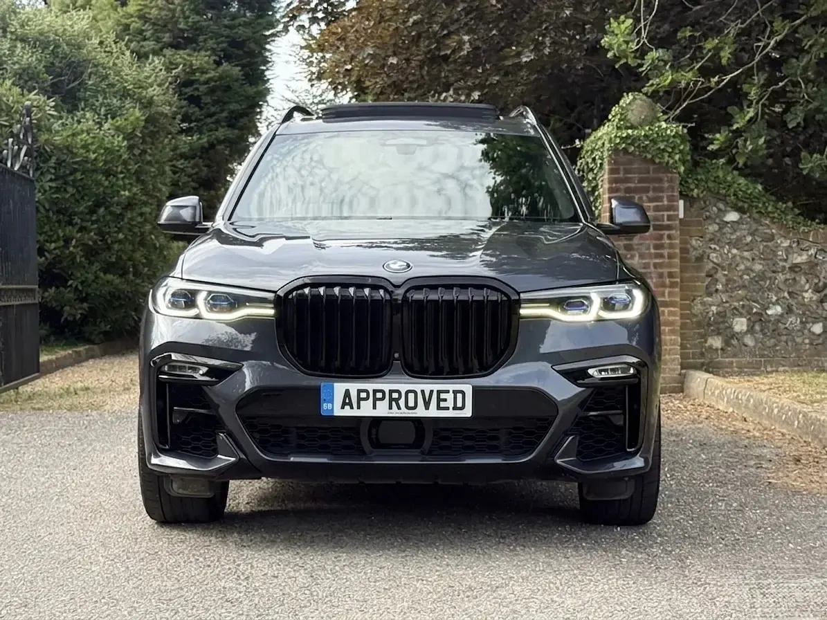 Used BMW X7 M Sport 261 HP (191 kW) 2020 Grey SUV