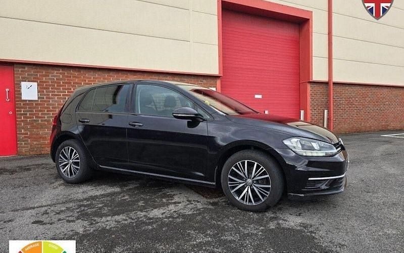 Used VW Golf VII SE 116 HP (85 kW) 2018 Black Hatchback
