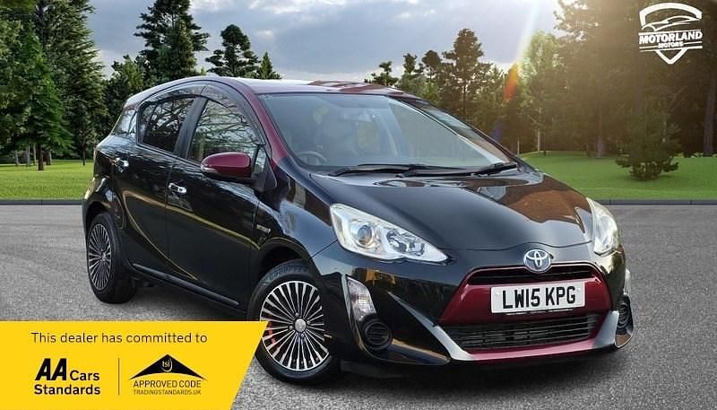 Used Toyota Yaris Hybrid 2015 Black