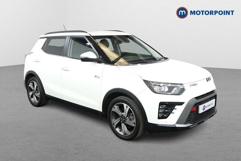 White Used 2024 Ssangyong Tivoli Estate | £16,849 (Fair price) - Image 1/4