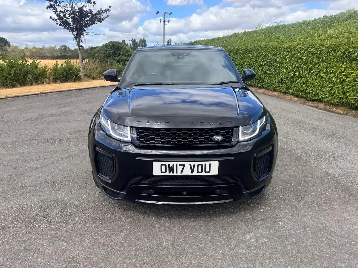 Used Land Rover Range Rover evoque HSE Dynamic 2017 Black Estate