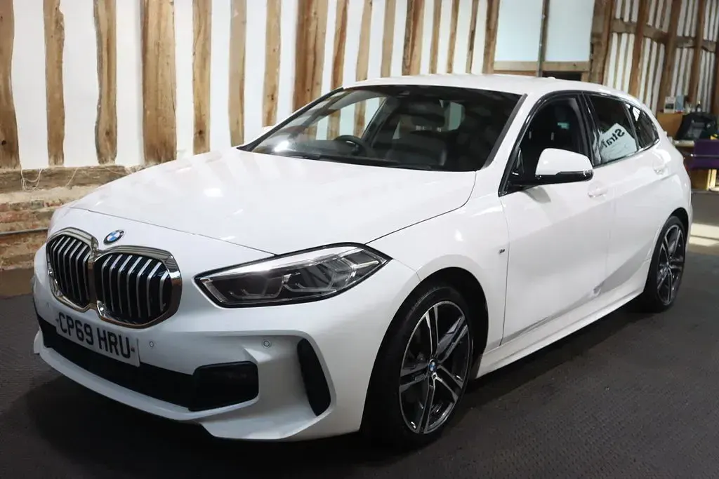 Used BMW 118 M Sport 2019 White Hatchback