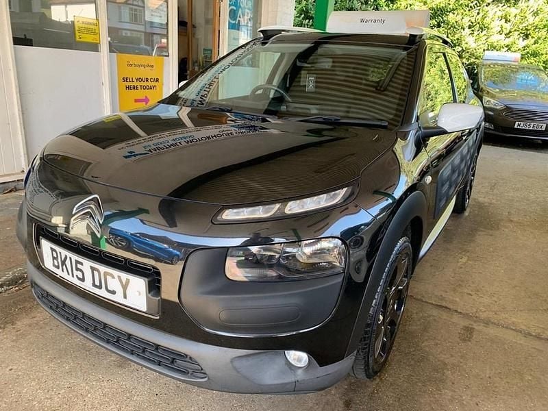 Used Citroën C4 Cactus Flair 2015 Black Hatchback