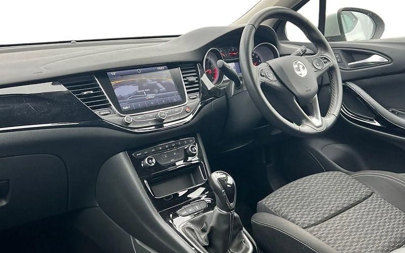 Gebraucht Vauxhall Astra SRi 150 PS (110 kW) 2019 Silber Kleinwagen